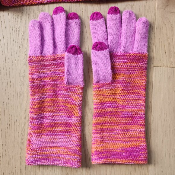 Infinity Scarf and Glove Set - Picture 6 of 8